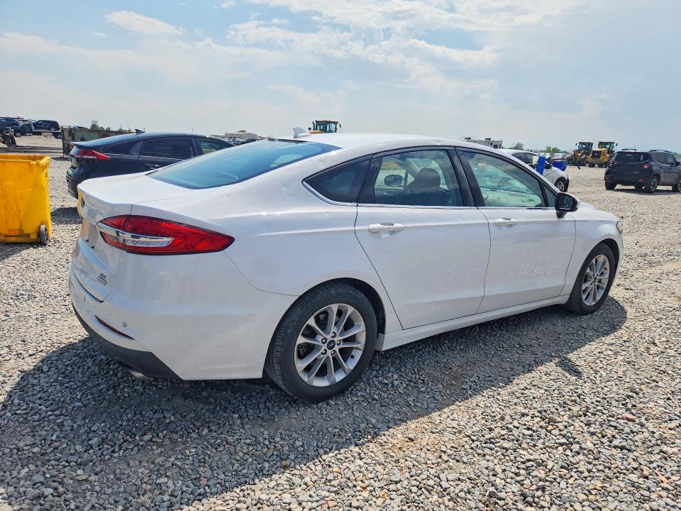 63578776 :رقم المزاد ، 3FA6P0HD8LR148677 vin ، 2020 Ford Fusion مزاد بيع