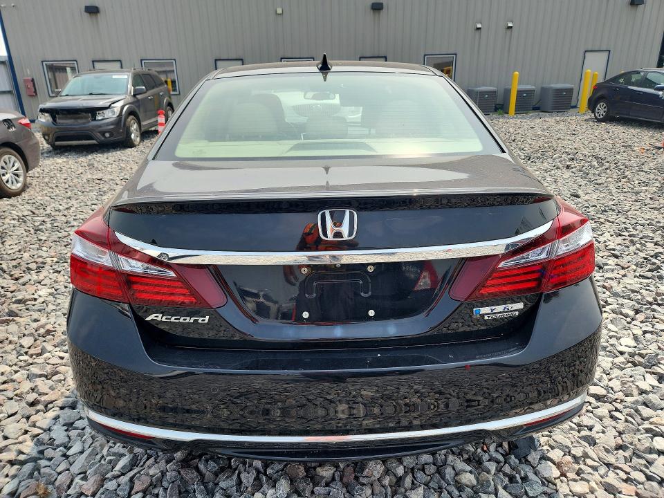 2017 Honda Accord მანქანა იყიდება აუქციონზე, vin: JHMCR6F75HC024913, აუქციონის ნომერი: 61320426