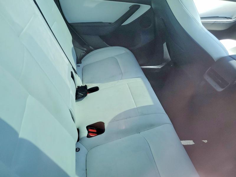 Auction sale of the 2022 Tesla Y, vin: 7SAYGDEF4NF405969, lot number: 57973386