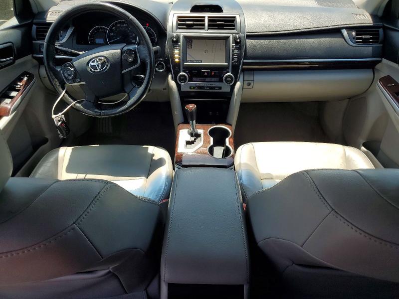 61138676 :رقم المزاد ، 4T1BK1FK3CU511924 vin ، 2012 Toyota Camry مزاد بيع