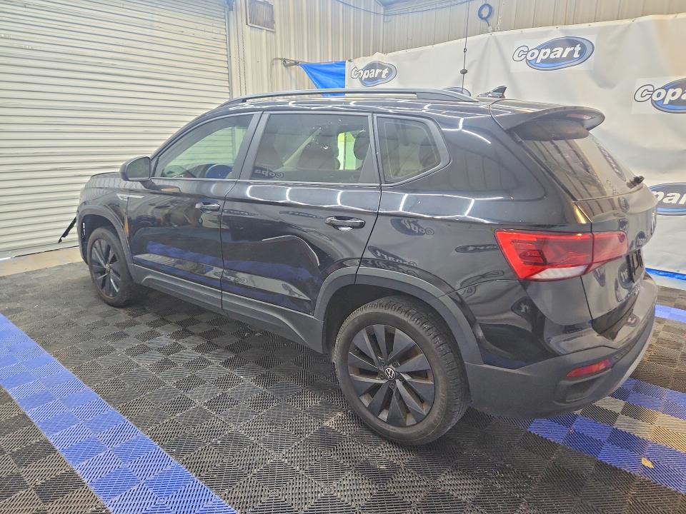 Продажа на аукционе авто 2022 Volkswagen Taos, vin: 3VVDX7B20NM017049, номер лота: 61881876
