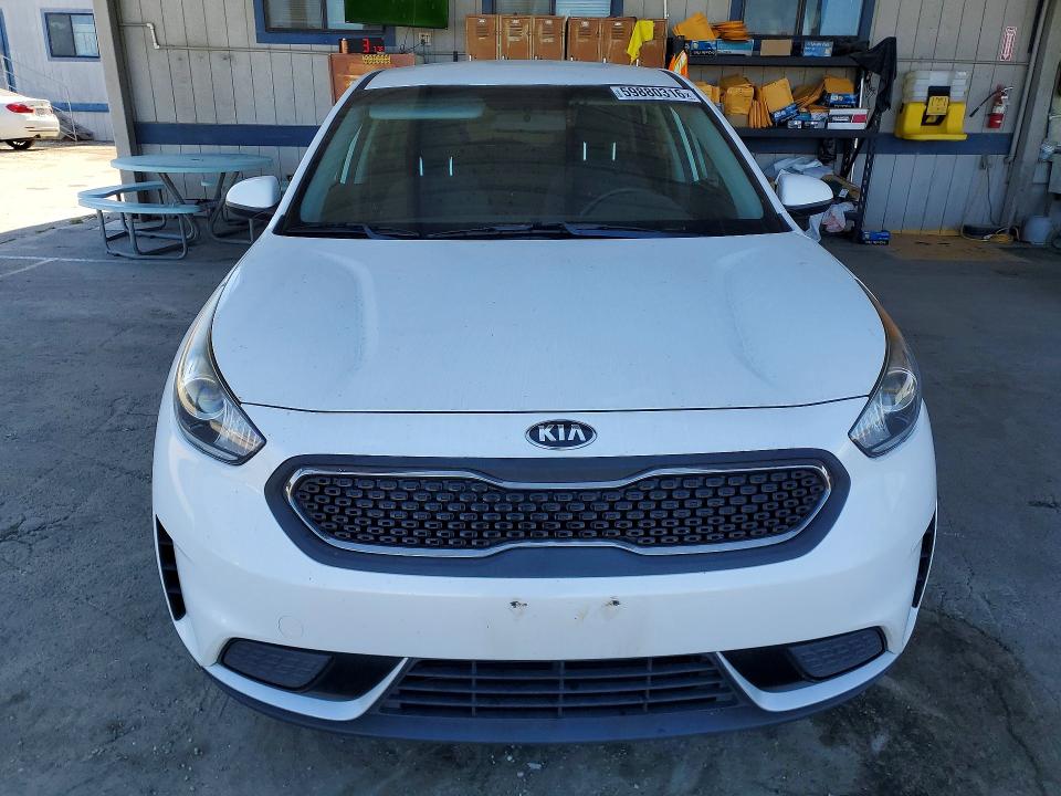 59880316 :رقم المزاد ، KNDCB3LC2J5210117 vin ، 2018 Kia Niro مزاد بيع