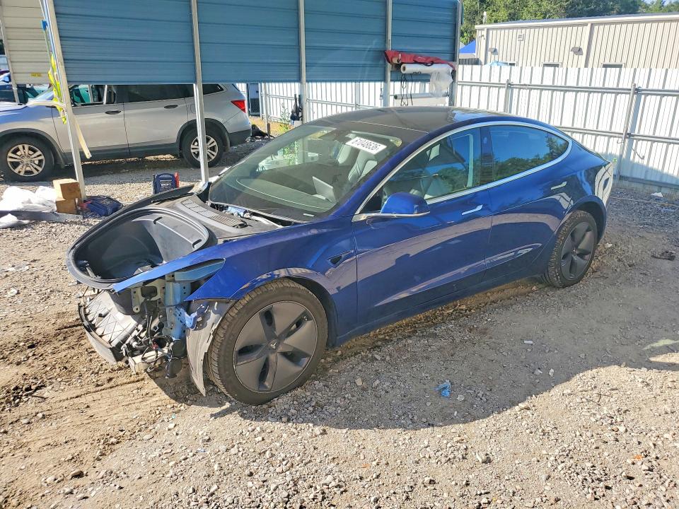 61048636 :رقم المزاد ، 5YJ3E1EB4LF636408 vin ، 2020 Tesla Model 3 مزاد بيع