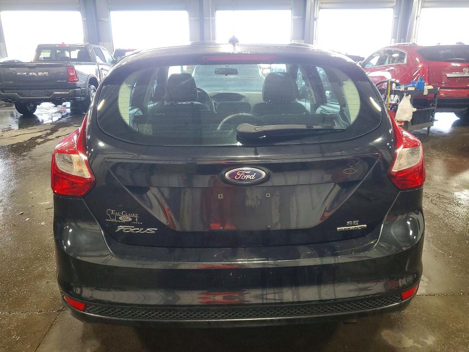60779346 :رقم المزاد ، 1FADP3K29EL153839 vin ، 2014 Ford Focus مزاد بيع