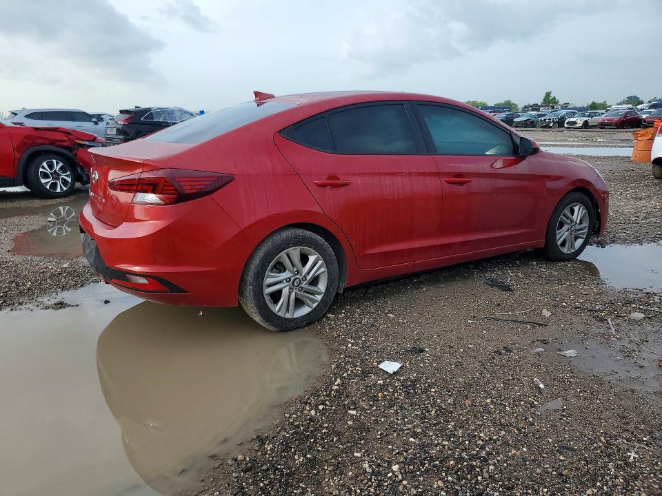 61279526 :رقم المزاد ، 5NPD84LF8KH420158 vin ، 2019 Hyundai Elantra مزاد بيع