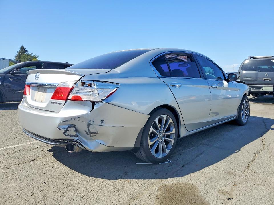 Продажа на аукционе авто 2014 Honda Accord, vin: 1HGCR2F52EA112724, номер лота: 85976095