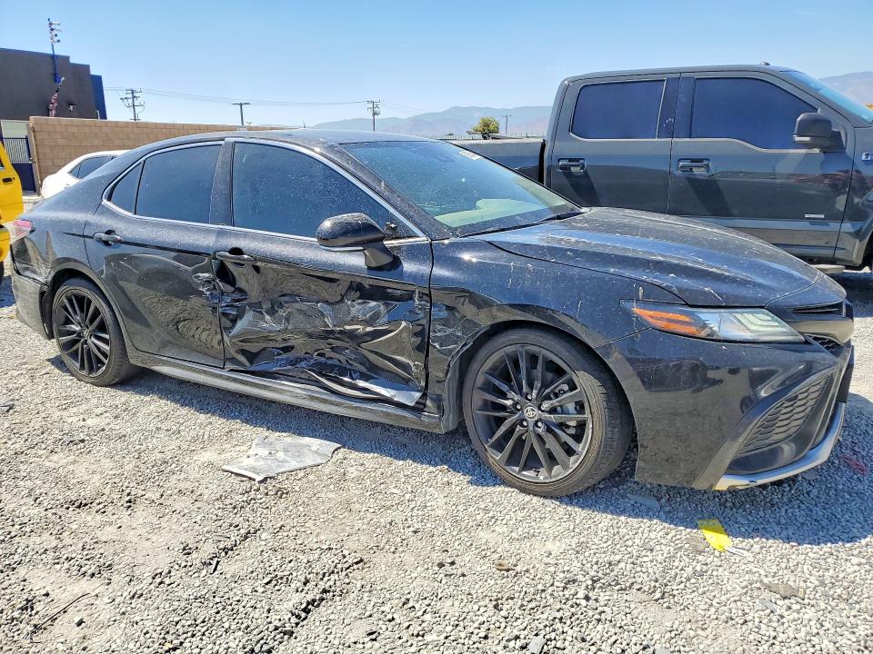 Продажа на аукционе авто 2021 Toyota Camry 4d 2wd, vin: 4T1K61AK3MU423159, номер лота: 59834346