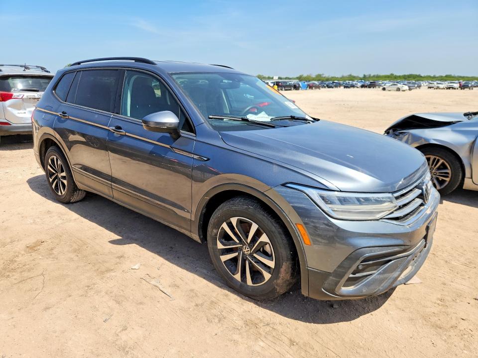 Продажа на аукционе авто 2023 Volkswagen Tiguan, vin: 3VVRB7AX2PM034200, номер лота: 61888376