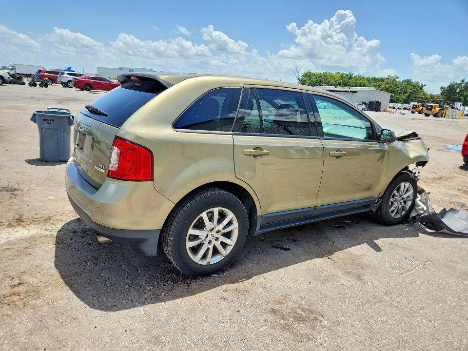 61394656 :رقم المزاد ، 2FMDK3J90DBC40675 vin ، 2013 Ford Edge مزاد بيع