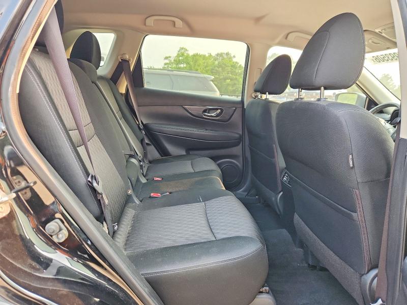 Auction sale of the 2017 Nissan Rogue, vin: KNMAT2MV5HP514586, lot number: 60993506