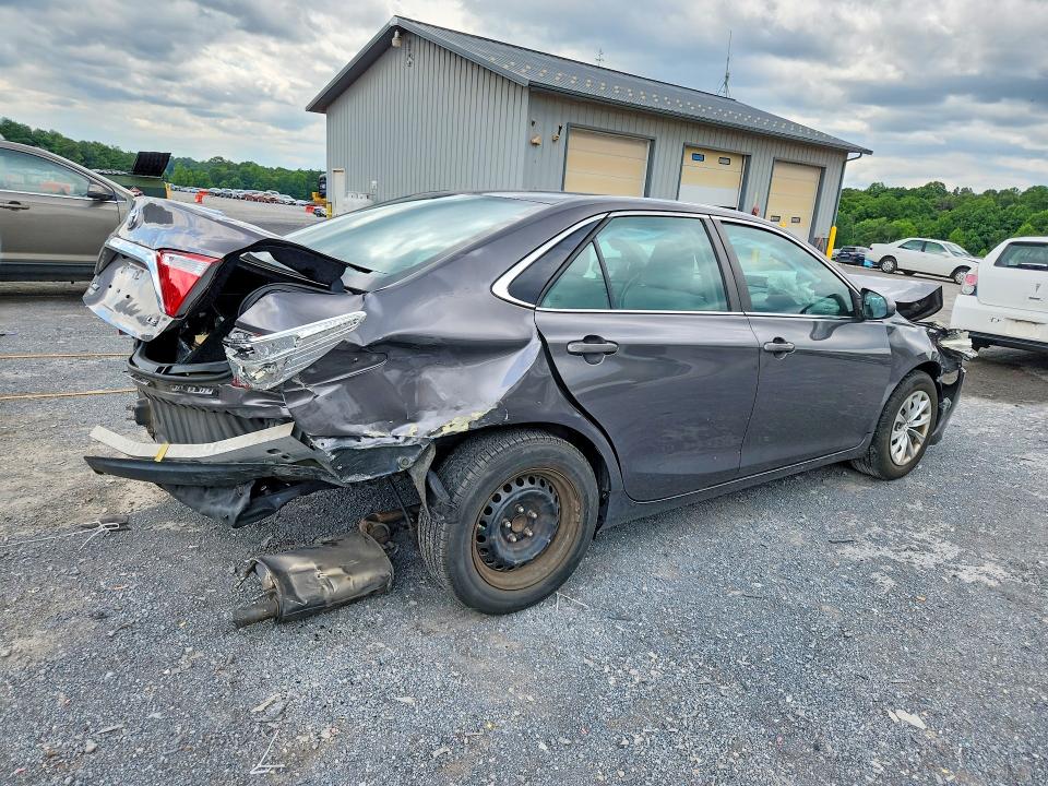 Aukcja sprzedaży 2015 Toyota Camry, vin: 4T4BF1FKXFR502989, numer aukcji: 62899666
