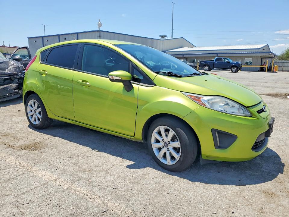 61946986 :رقم المزاد ، 3FADP4EJ9DM119485 vin ، 2013 Ford Fiesta مزاد بيع