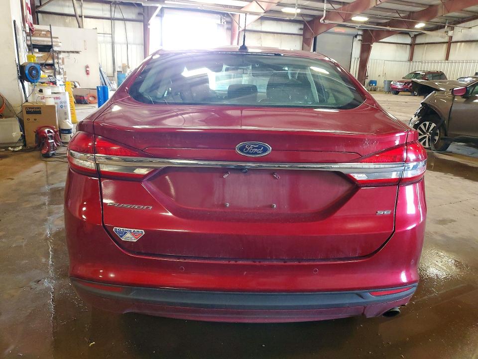 60224376 :رقم المزاد ، 3FA6P0H76HR186409 vin ، 2017 Ford Fusion مزاد بيع
