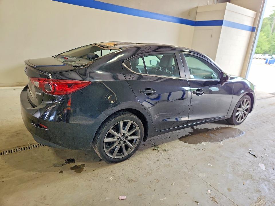 Aukcja sprzedaży 2018 Mazda 3, vin: 3MZBN1V38JM212899, numer aukcji: 60824216