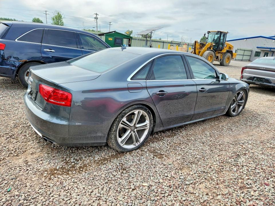 Продажа на аукционе авто 2013 Audi S8, vin: WAUD2AFD4DN022682, номер лота: 59865536