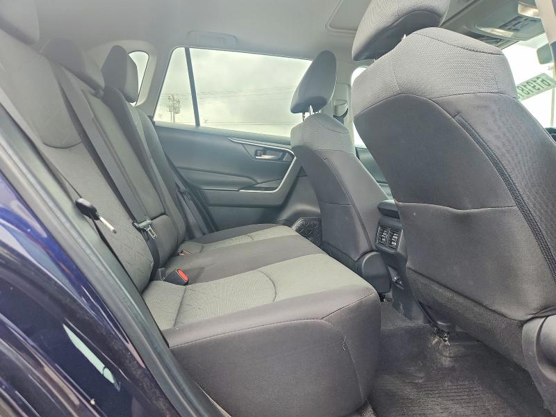 Продажа на аукционе авто 2022 Toyota Rav4, vin: 2T3W1RFV8NW189997, номер лота: 61918166