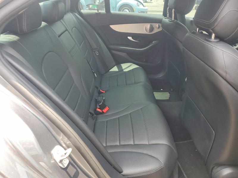 62980136 :رقم المزاد ، W1KWF8DB7MR640023 vin ، 2021 Mercedes-benz C مزاد بيع