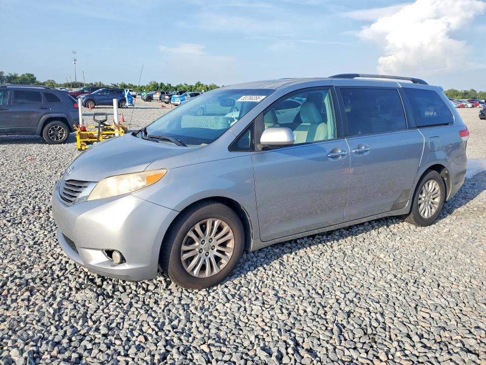 Продажа на аукционе авто 2012 Toyota Sienna, vin: 5TDYK3DC1CS239822, номер лота: 59786286