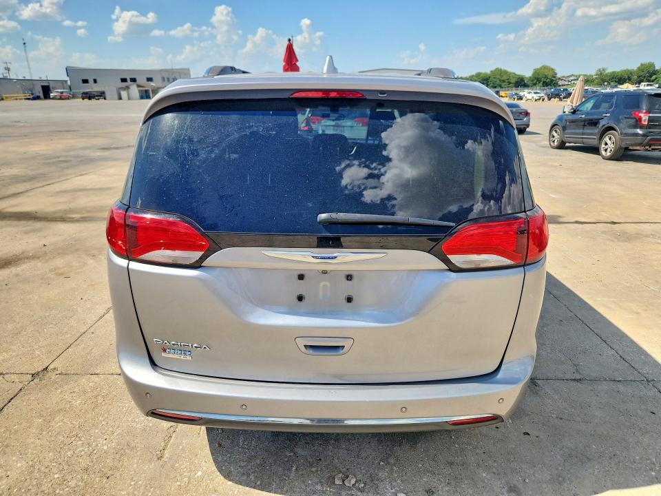 Продажа на аукционе авто 2018 Chrysler Pacifica, vin: 2C4RC1BG3JR219038, номер лота: 59735586