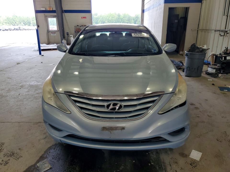 62036206 :رقم المزاد ، 5NPEB4AC6CH500283 vin ، 2012 Hyundai Sonata مزاد بيع