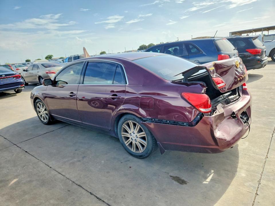 61601696 :رقم المزاد ، 4T1BK36B06U067210 vin ، 2006 Toyota Avalon مزاد بيع