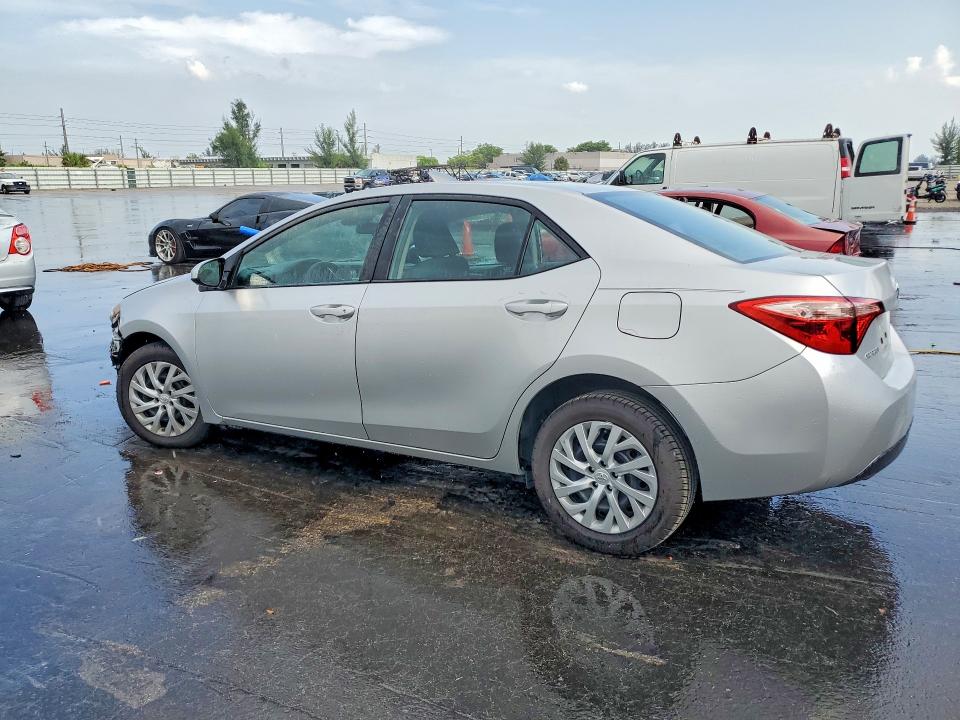 Продажа на аукционе авто 2019 Toyota Corolla, vin: 5YFBURHE8KP945952, номер лота: 61121676