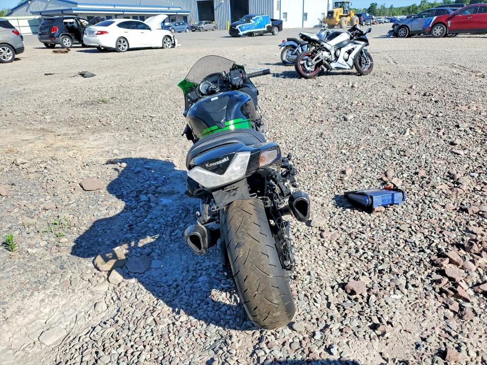 2020 Kawasaki Zx1400 მანქანა იყიდება აუქციონზე, vin: JKBZXNJ13LA010887, აუქციონის ნომერი: 61238506