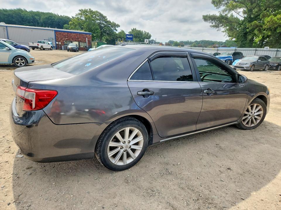 2013 Toyota Camry მანქანა იყიდება აუქციონზე, vin: 4T4BF1FK0DR286051, აუქციონის ნომერი: 60325276