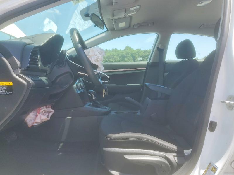 2019 Hyundai Elantra მანქანა იყიდება აუქციონზე, vin: 5NPD74LF3KH423701, აუქციონის ნომერი: 59710116