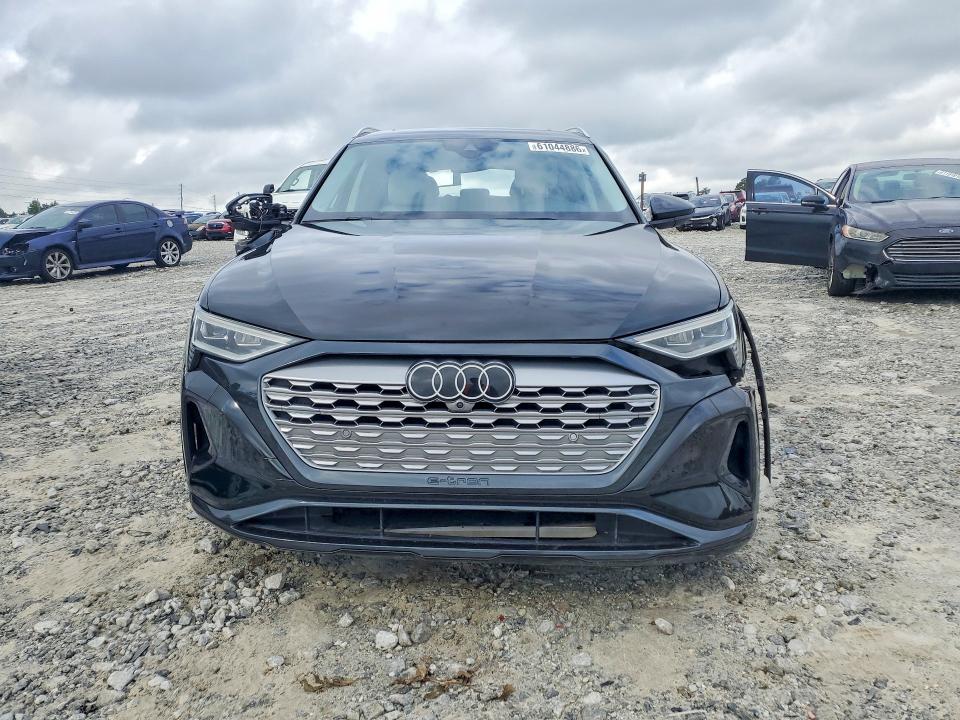 61044886 :رقم المزاد ، WA15AAGE1RB006041 vin ، 2024 Audi Q8 E-tron مزاد بيع