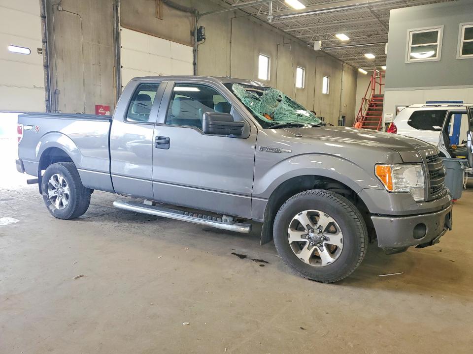 2014 Ford F150 Fx4 Supercrew 4 მანქანა იყიდება აუქციონზე, vin: 1FTFX1EF7EFB61300, აუქციონის ნომერი: 59292776