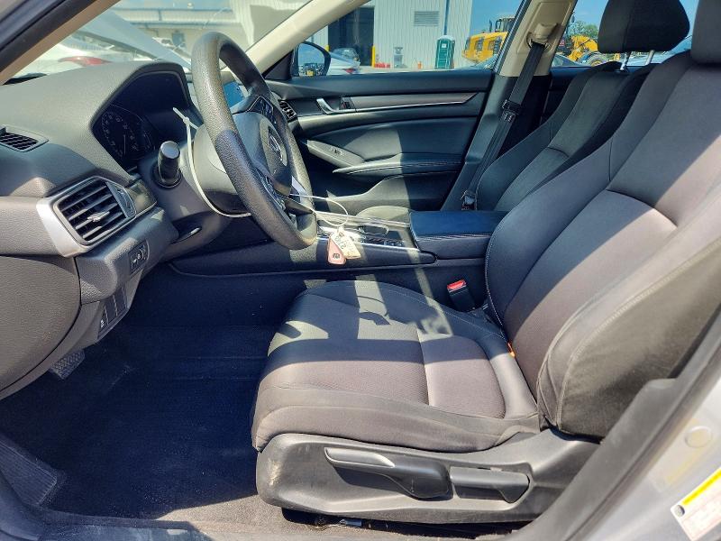 Продажа на аукционе авто 2018 Honda Accord, vin: 1HGCV1F18JA040831, номер лота: 61396386