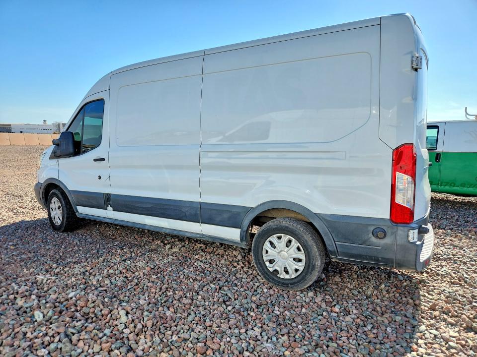 61400556 :رقم المزاد ، 1FTYE2CM3HKA31466 vin ، 2017 Ford Transit مزاد بيع