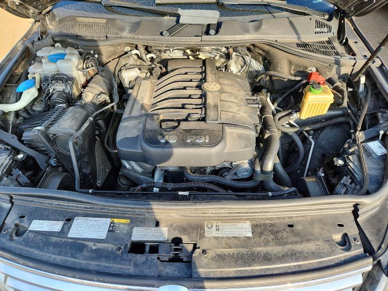 59732856 :رقم المزاد ، WVGEF9BP5GD003641 vin ، 2016 Volkswagen Touareg مزاد بيع