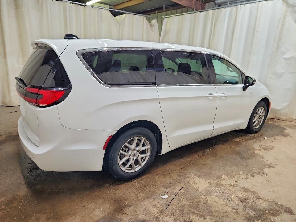 Продажа на аукционе авто 2024 Chrysler Pacifica, vin: 2C4RC1BG3RR116410, номер лота: 61538946