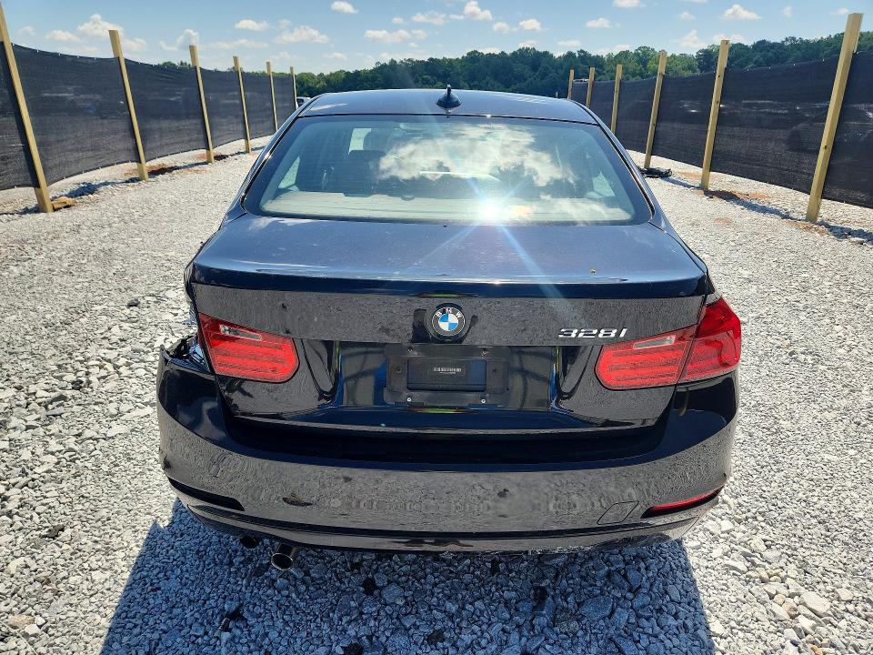 60525986 :رقم المزاد ، WBA3A5C52DF601280 vin ، 2013 Bmw 328 مزاد بيع