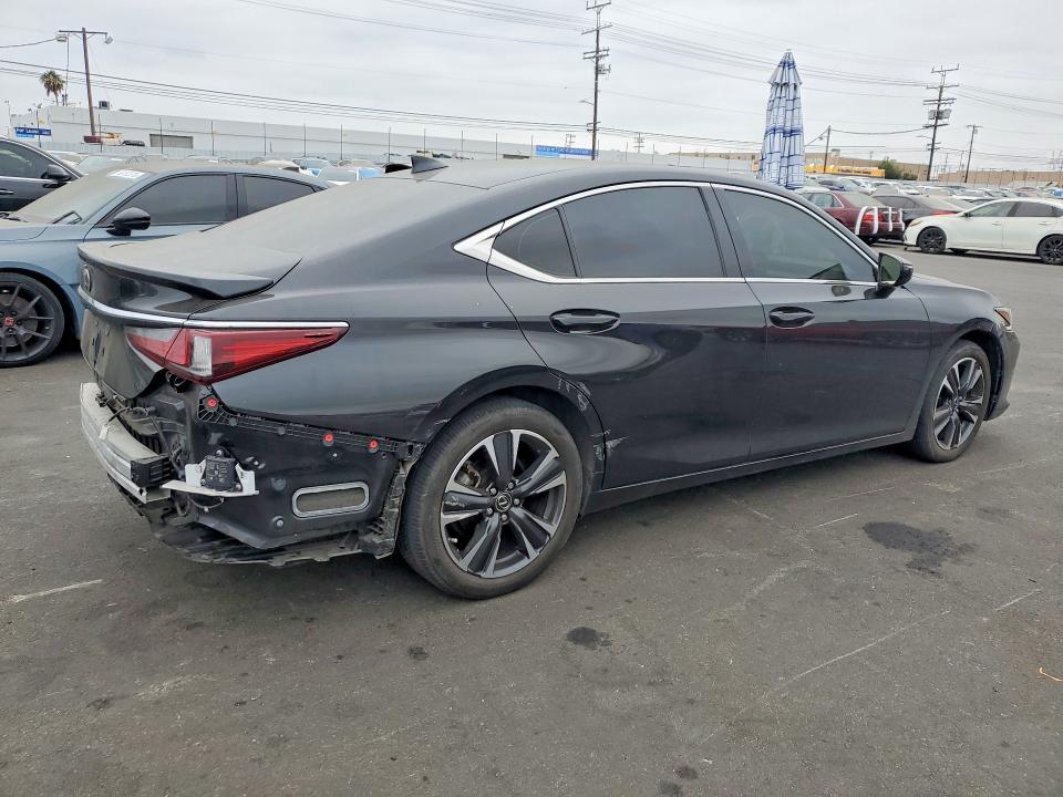 2024 Lexus Es 300h მანქანა იყიდება აუქციონზე, vin: 58ADA1C15RU044904, აუქციონის ნომერი: 58838676