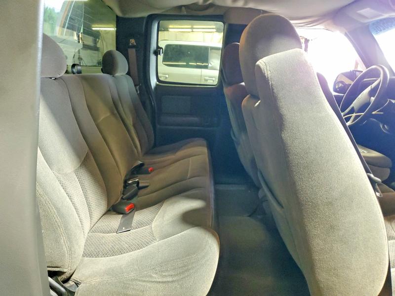 2003 Chevrolet Silverado მანქანა იყიდება აუქციონზე, vin: 1GCEK19V93E352201, აუქციონის ნომერი: 60195526