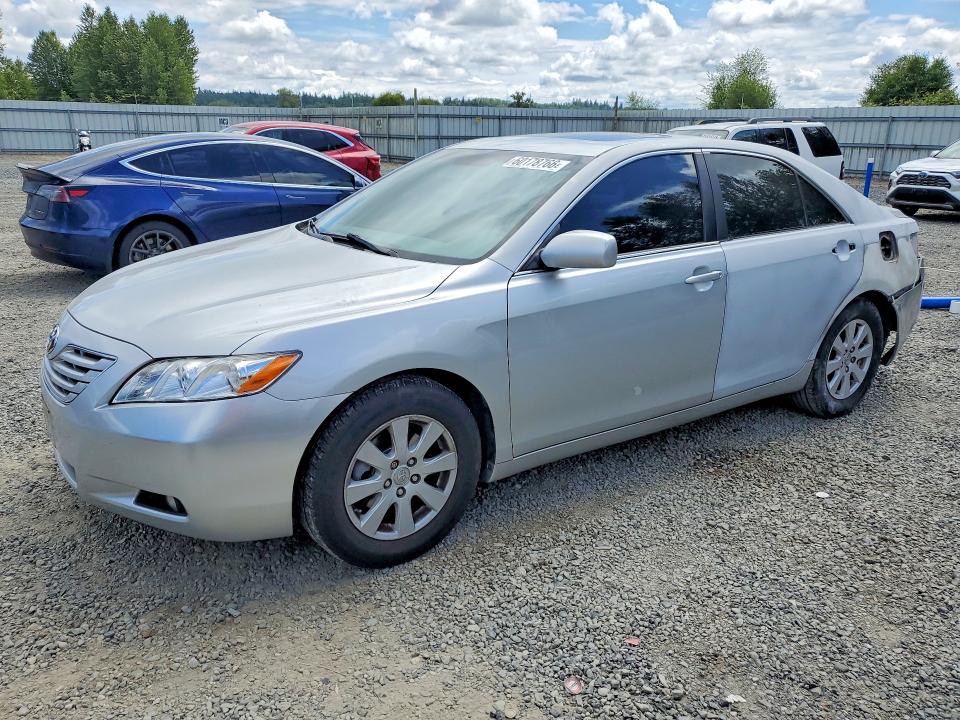 60178766 :رقم المزاد ، 4T1BE46K27U075128 vin ، 2007 Toyota Camry مزاد بيع