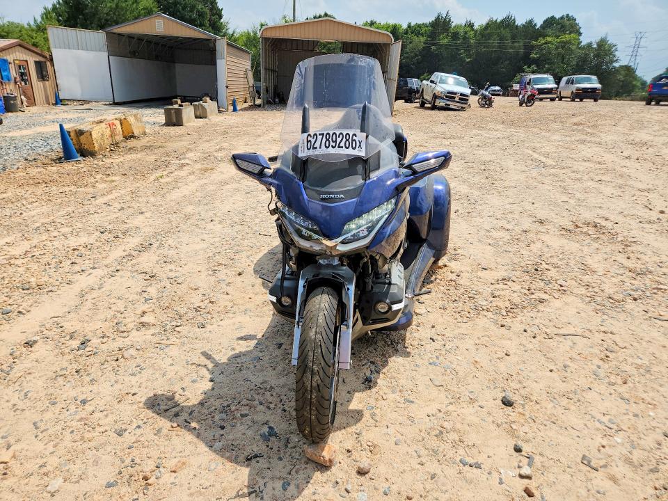 62789286 :رقم المزاد ، JH2SC7950JK003937 vin ، 2018 Honda Gl1800 مزاد بيع