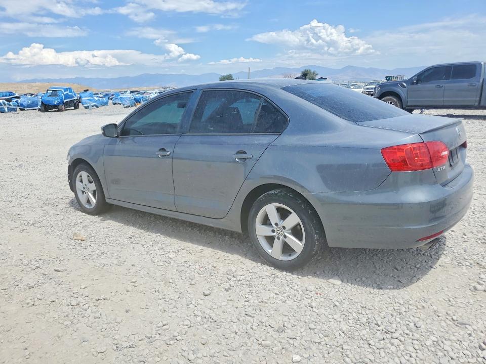 59971096 :رقم المزاد ، 3VWLL7AJ4CM348533 vin ، 2012 Volkswagen Jetta مزاد بيع