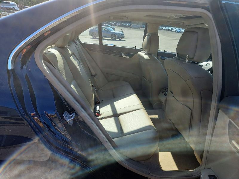 Продажа на аукционе авто 2013 Mercedes-benz C, vin: WDDGF8AB1DR244081, номер лота: 59788086