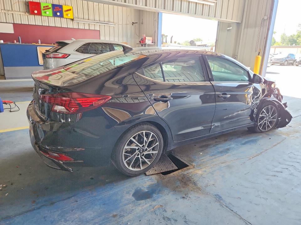 59635476 :رقم المزاد ، 5NPD84LF9LH516267 vin ، 2020 Hyundai Elantra مزاد بيع