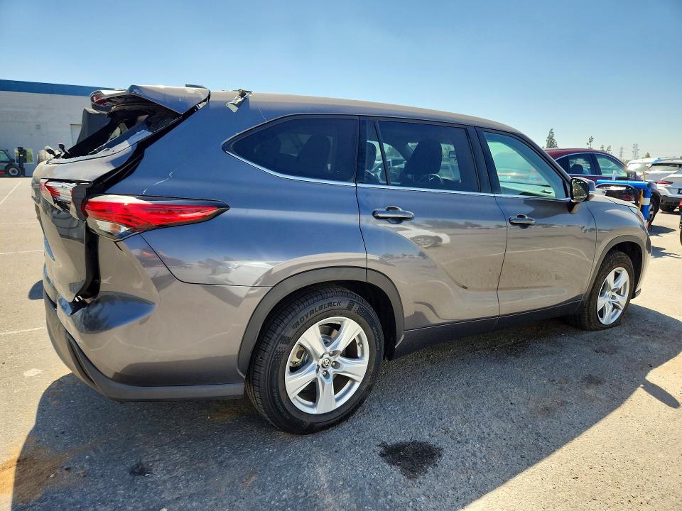 60701576 :رقم المزاد ، 5TDCZRAH1MS039999 vin ، 2021 Toyota Highlander مزاد بيع