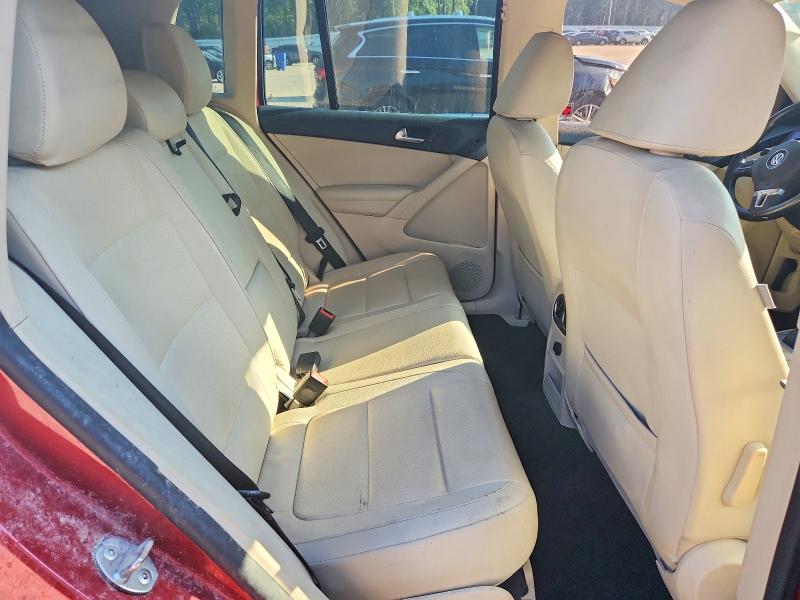 Продажа на аукционе авто 2015 Volkswagen Tiguan, vin: WVGAV7AX0FW018249, номер лота: 60012916