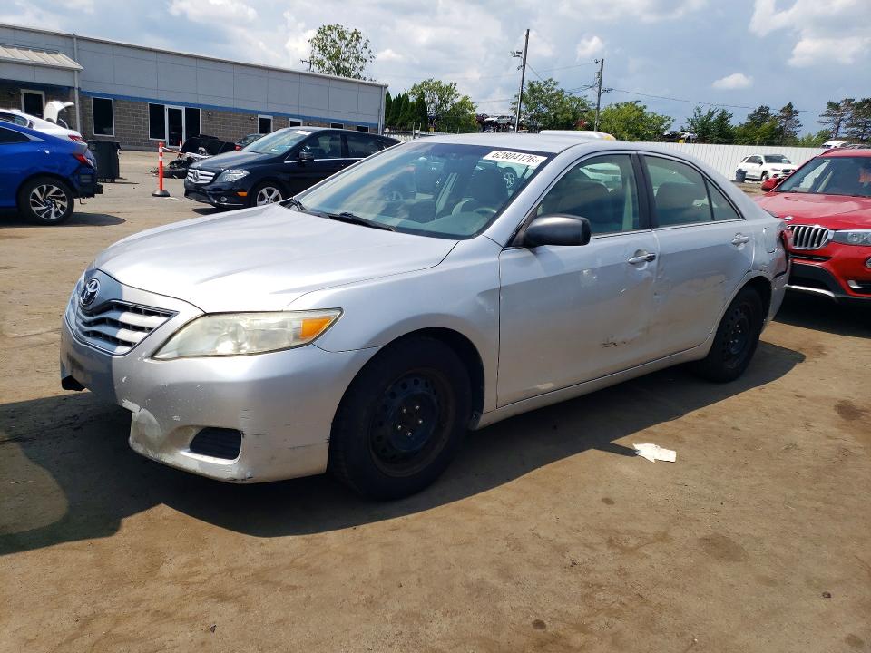2011 Toyota Camry მანქანა იყიდება აუქციონზე, vin: 4T1BF3EK6BU704634, აუქციონის ნომერი: 62804126