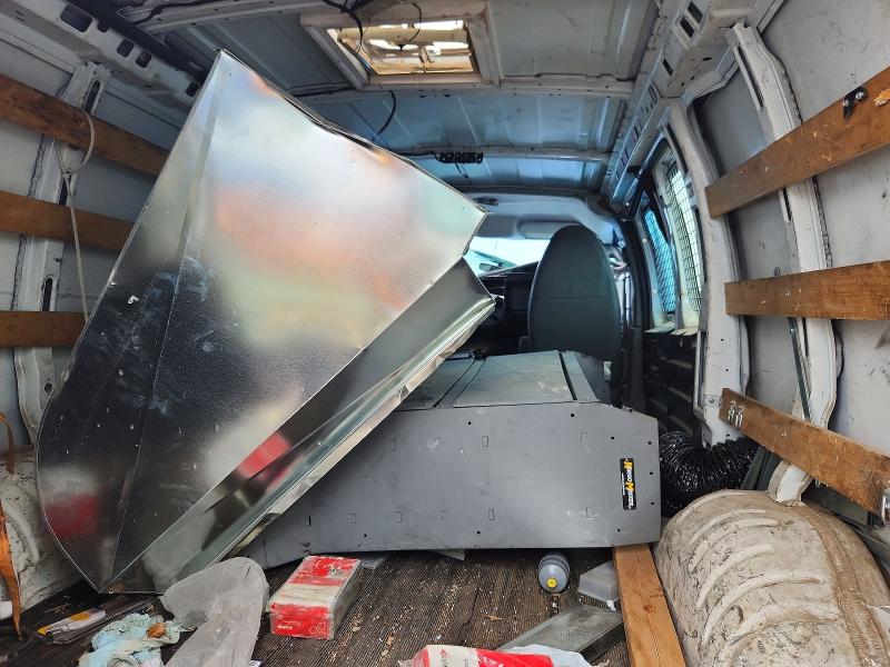 60736006 :رقم المزاد ، 1GTW7FCF0F1902286 vin ، 2015 Gmc Savana مزاد بيع