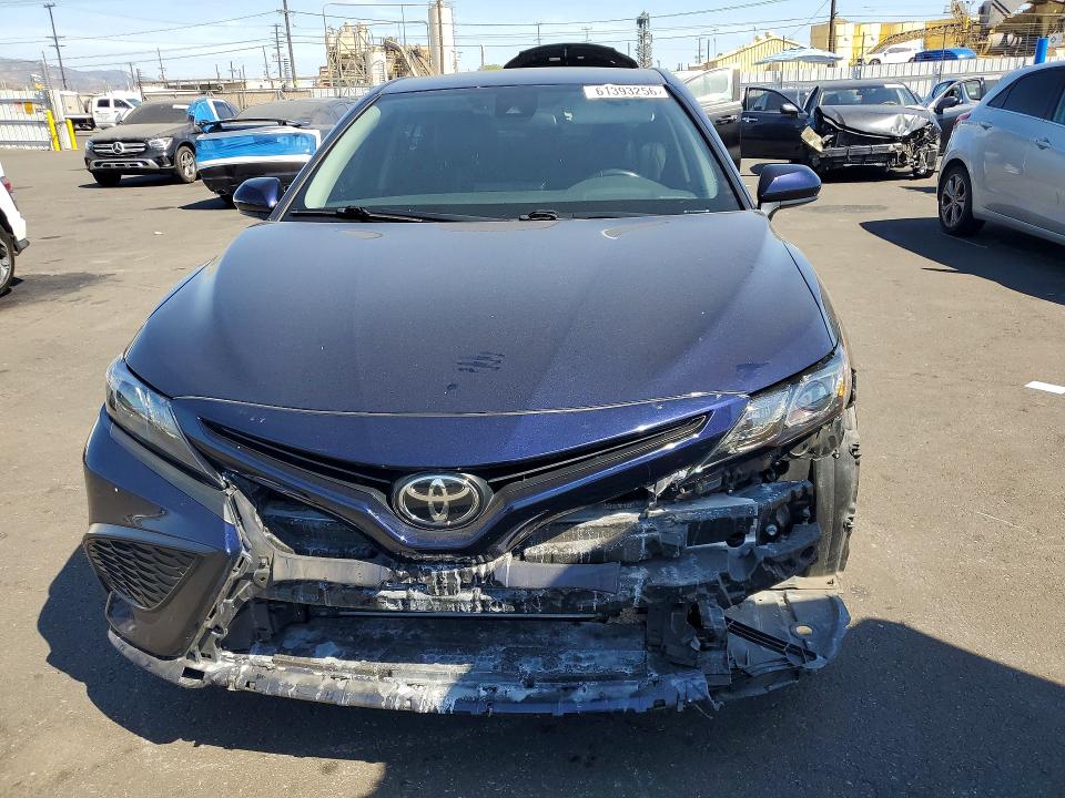 2021 Toyota Camry მანქანა იყიდება აუქციონზე, vin: 44T1G11AK9MU53208, აუქციონის ნომერი: 61393256
