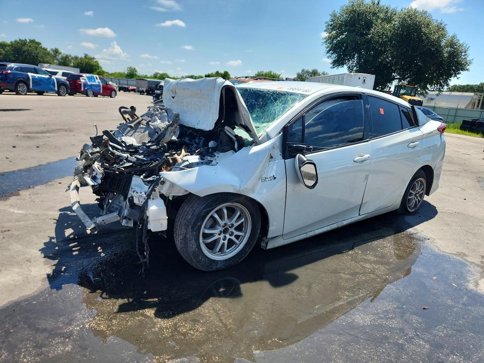 59896166 :رقم المزاد ، JTDKARFP5H3028143 vin ، 2017 Toyota Prius Prime مزاد بيع