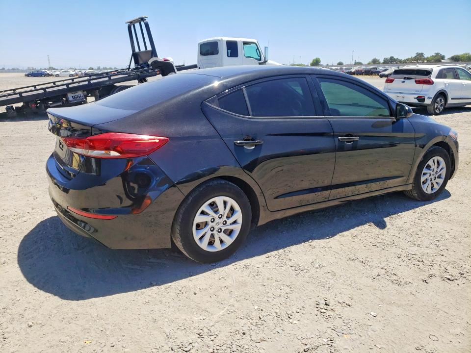 Продаж на аукціоні авто 2018 Hyundai Elantra, vin: 5NPD74LF7JH324135, номер лоту: 61638986